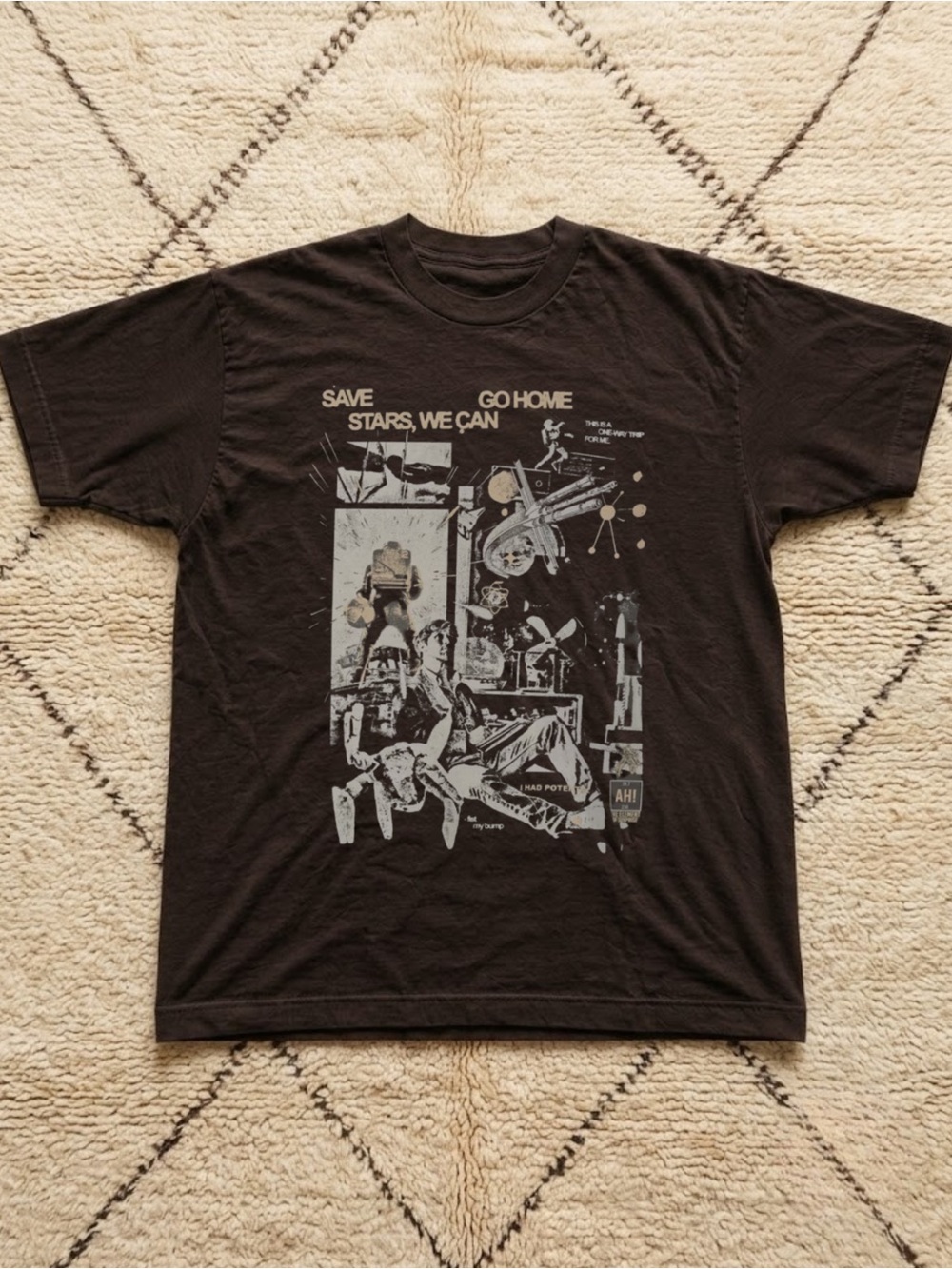 Project Hail Mary Rock Graphic tee